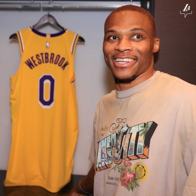 1630667046809039203.jpg E90ic6dVkAYfjXo.jpg