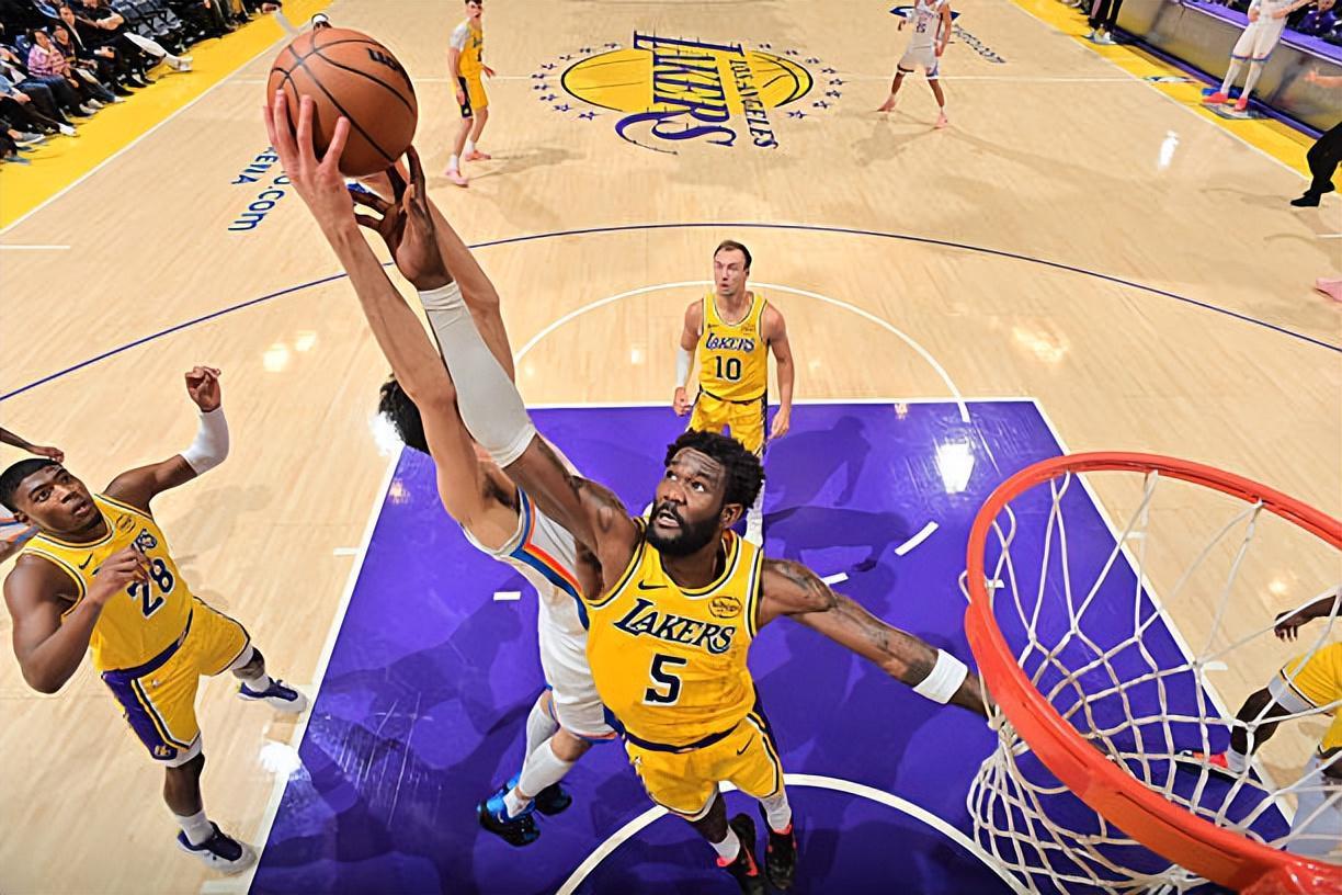 1xBET官网-心态又崩了！湖人先发中锋显然已经不想在场上好好打球了？